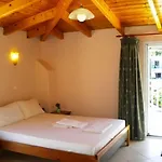 Brati - Arcoudi 2* Arkoudi