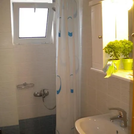 Hotel Brati - Arcoudi 2*