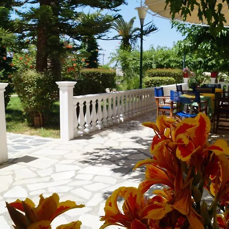 Brati - Arcoudi Hotel Arkoudi