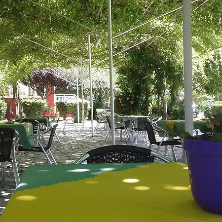 Hotel Brati - Arcoudi