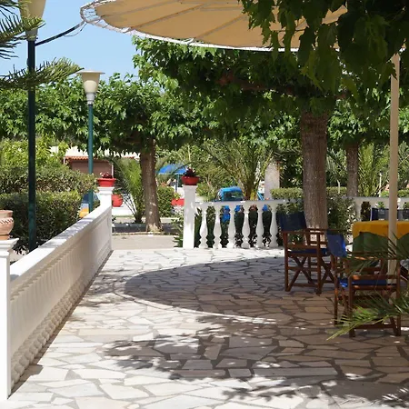 Hotel Brati - Arcoudi