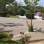 Brati - Arcoudi 2*
