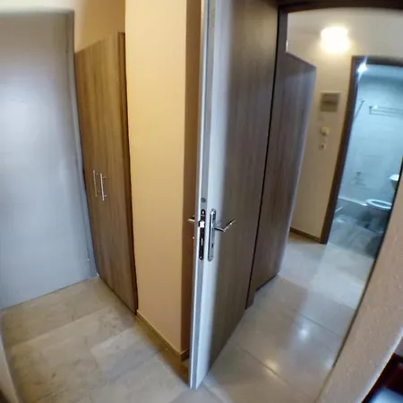 Brati - Arcoudi Hotell