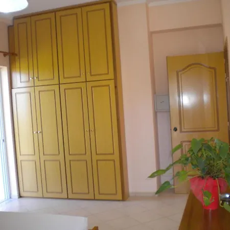 Hotel Brati - Arcoudi