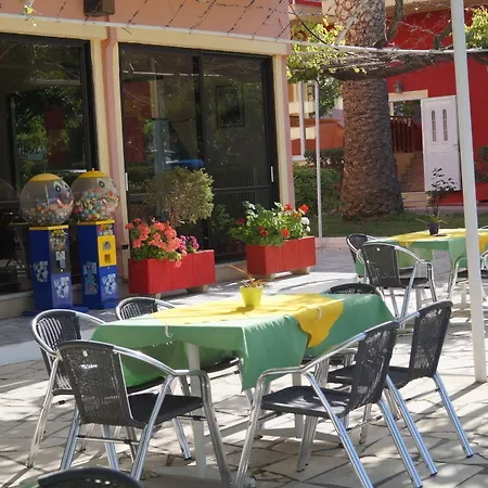 Hotel Brati - Arcoudi Arkoudi