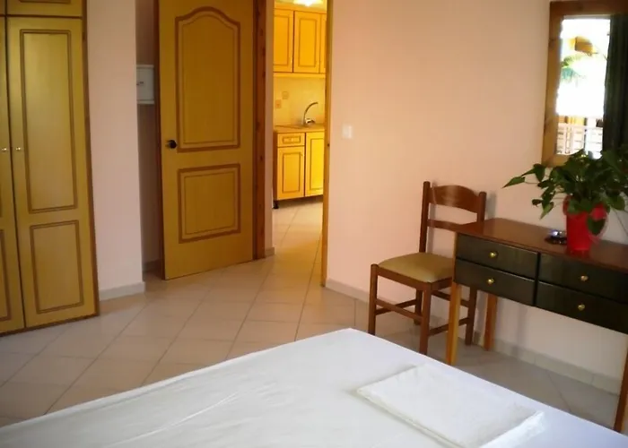 Brati - Arcoudi Arkoudi